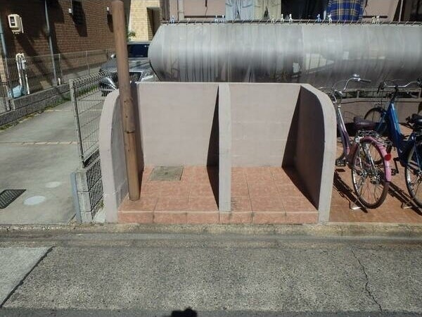  サンハイツ中駒