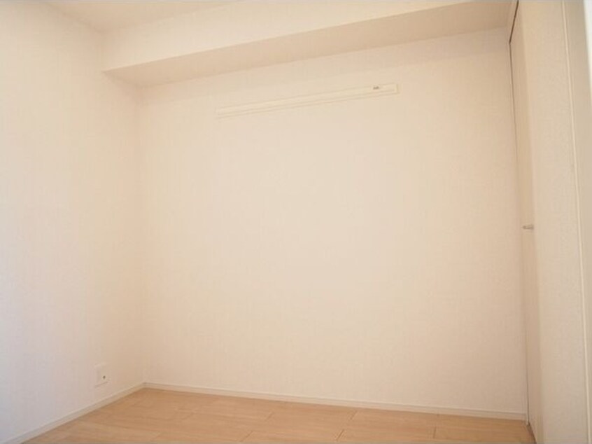  名古屋臨海高速鉄道<あおなみ線>/中島駅 徒歩16分 1階 築8年