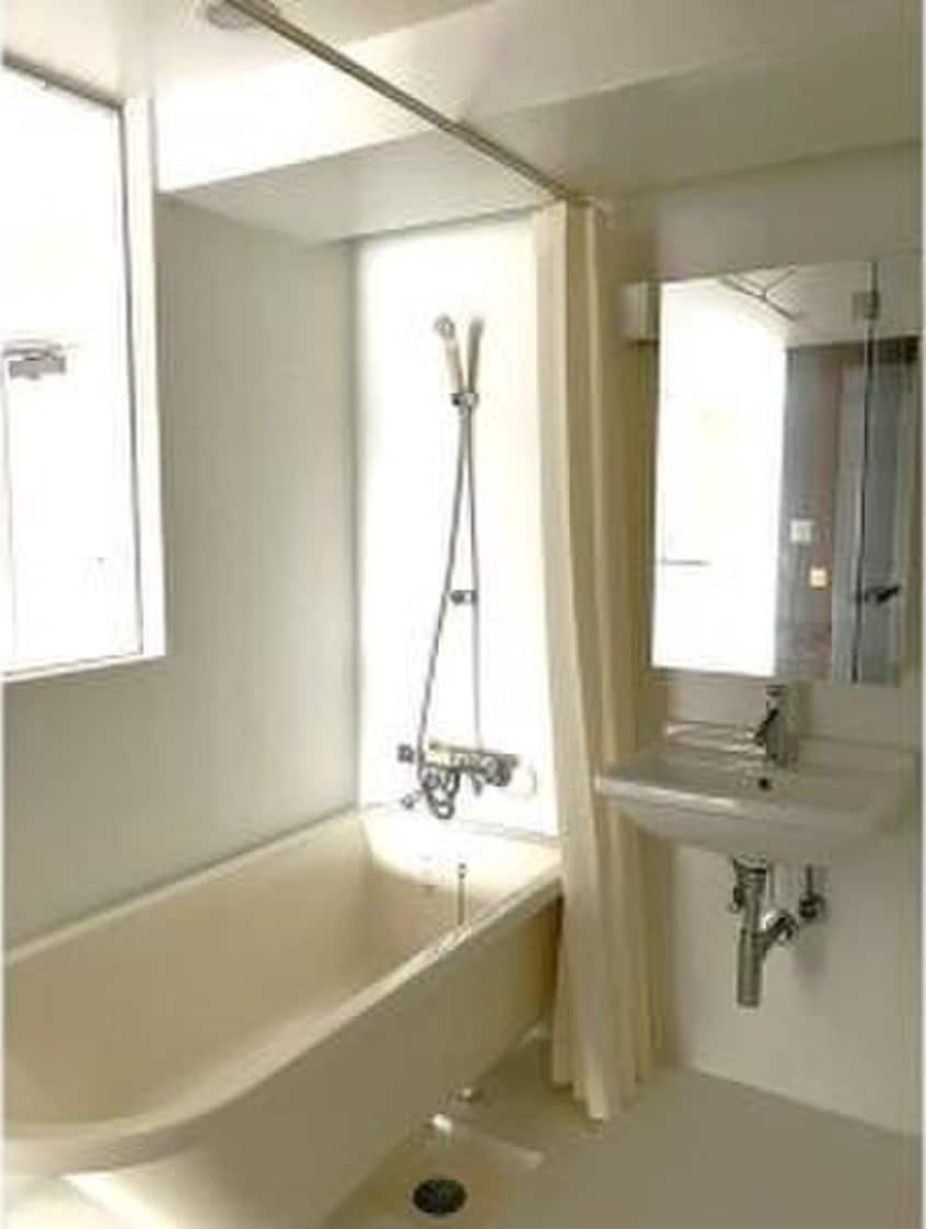  名古屋市営地下鉄鶴舞線/庄内通駅 徒歩15分 3階 築15年