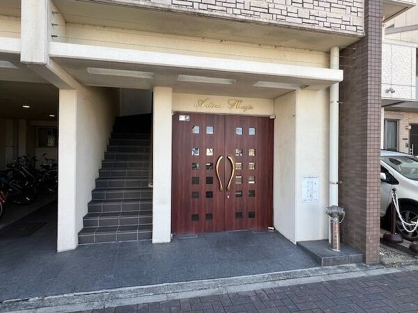  名古屋市営地下鉄東山線/本陣駅 徒歩1分 5階 築19年