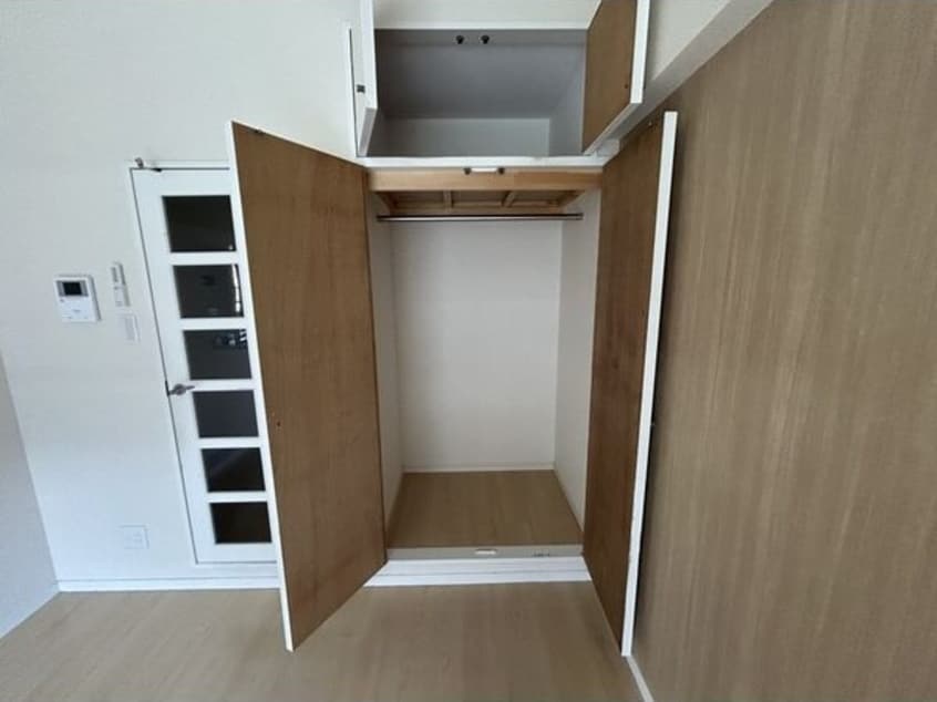 ※写真は同じマンションの違う部屋のものになります。 名古屋市営地下鉄名城線/西高蔵駅 徒歩5分 5階 築33年