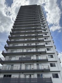 ヴィー・クオレタワー白鳥庭園