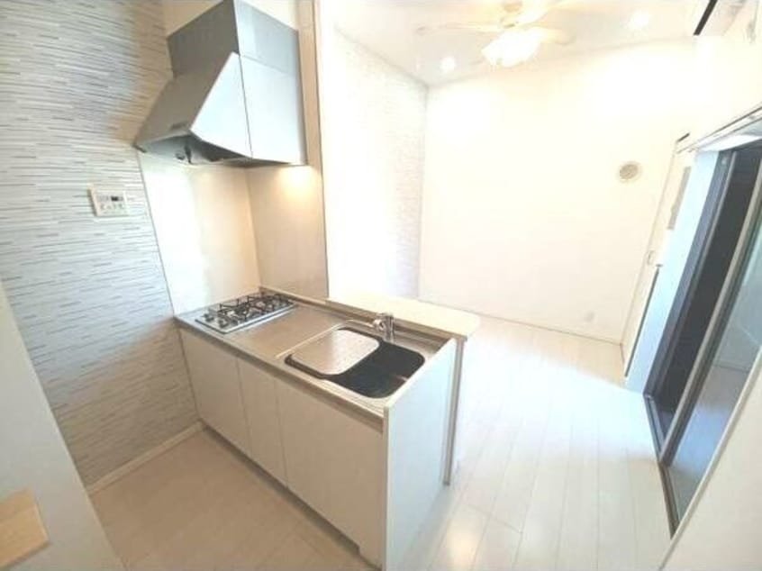  名古屋市営地下鉄名港線/六番町駅 徒歩12分 2階 築10年