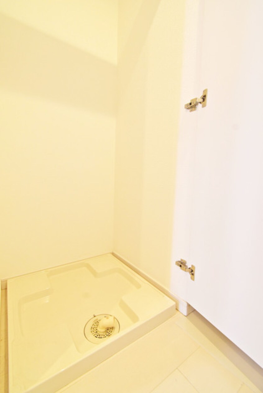 洗濯機置場 セレニティー名駅