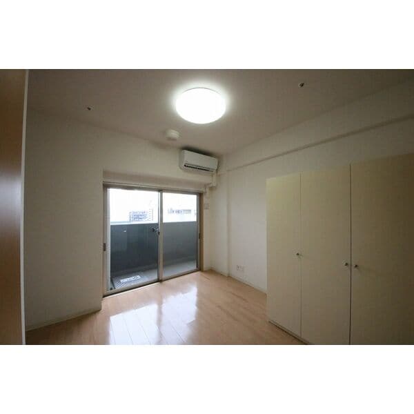 ※写真は同じマンションの違う部屋のものになります。 ライブコート丸の内