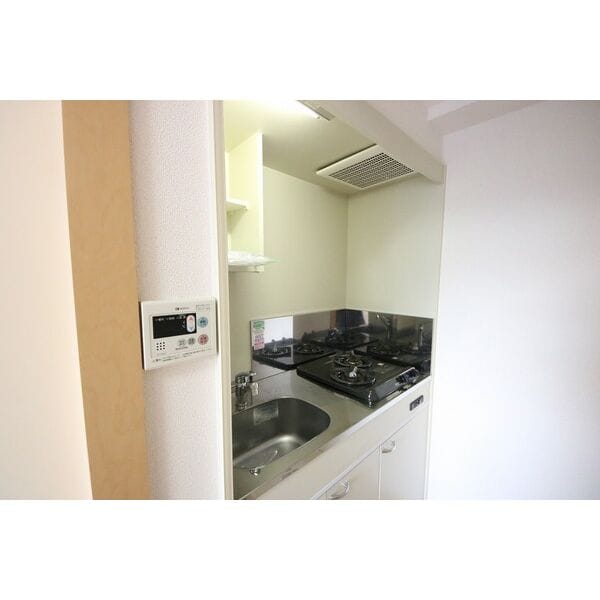 ※写真は同じマンションの違う部屋のものになります。 ライブコート丸の内