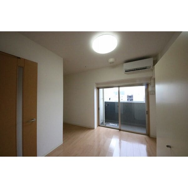 ※写真は同じマンションの違う部屋のものになります。 ライブコート丸の内