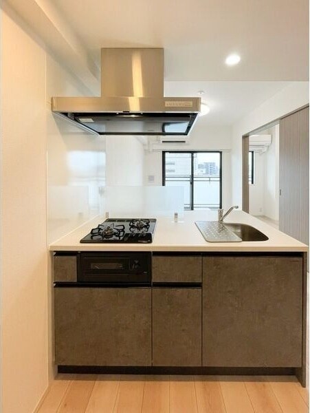  東海道本線/金山駅 徒歩7分 7階 1年未満