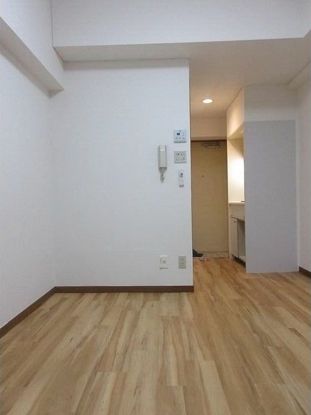  パリーマンション