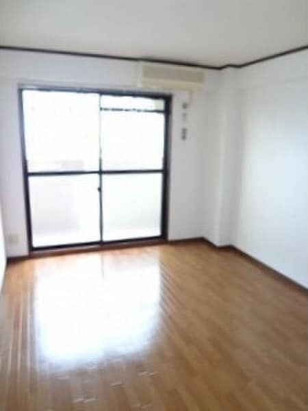  メゾン・ラスター