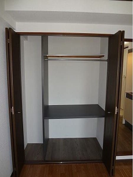  メゾン・ラスター