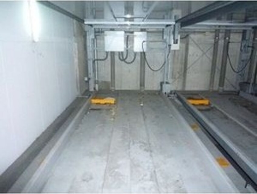  名古屋市営地下鉄東山線/名古屋駅 徒歩10分 2階 築18年