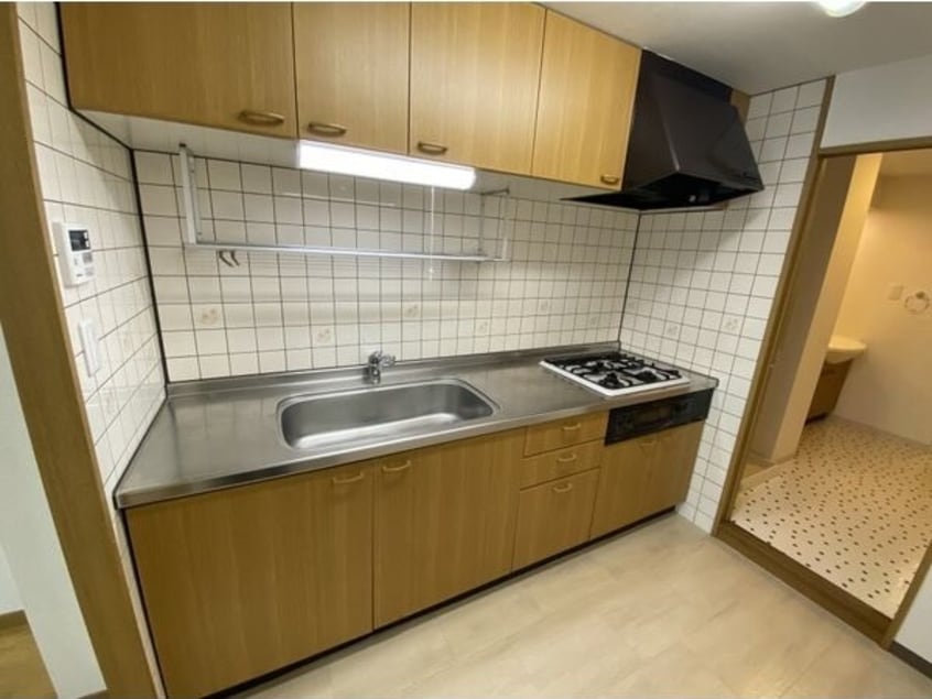  グランドール泉