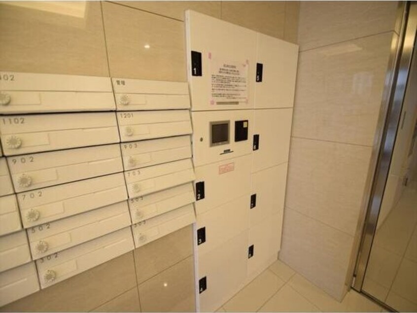  クレストタワー栄