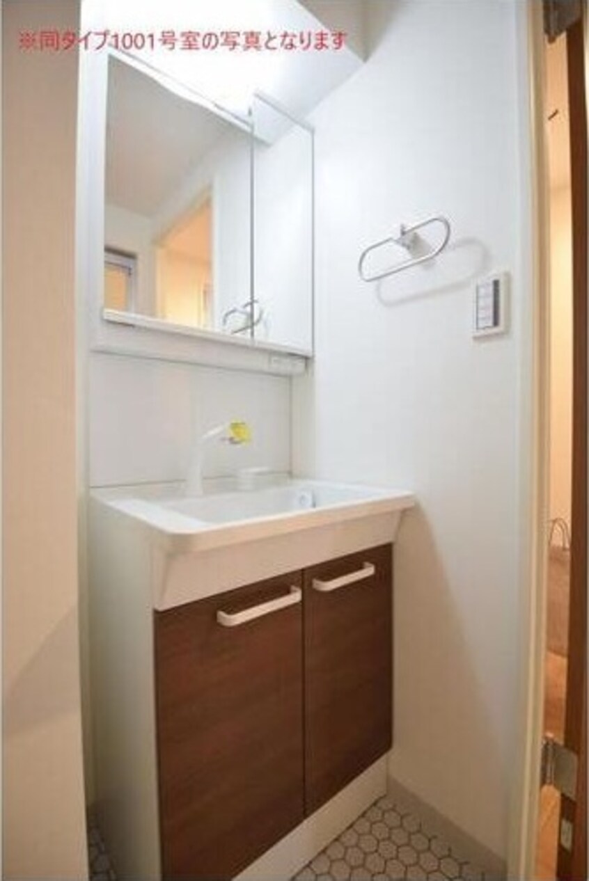  クレストタワー栄