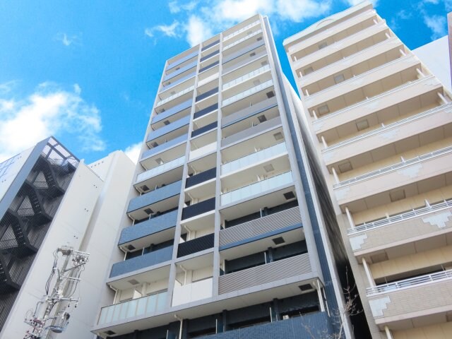  プレサンス丸の内アデル