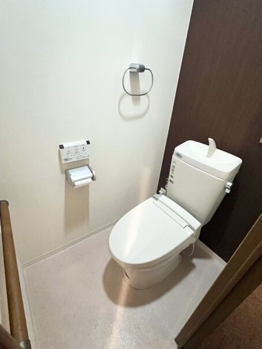  サンハウス八田