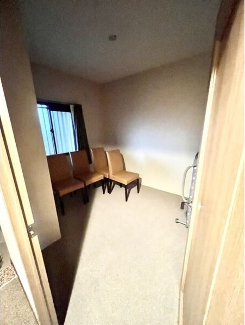  サンハウス八田