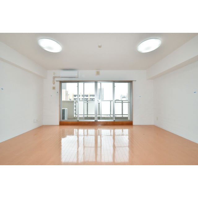  Gramercy Shirakawa Koen