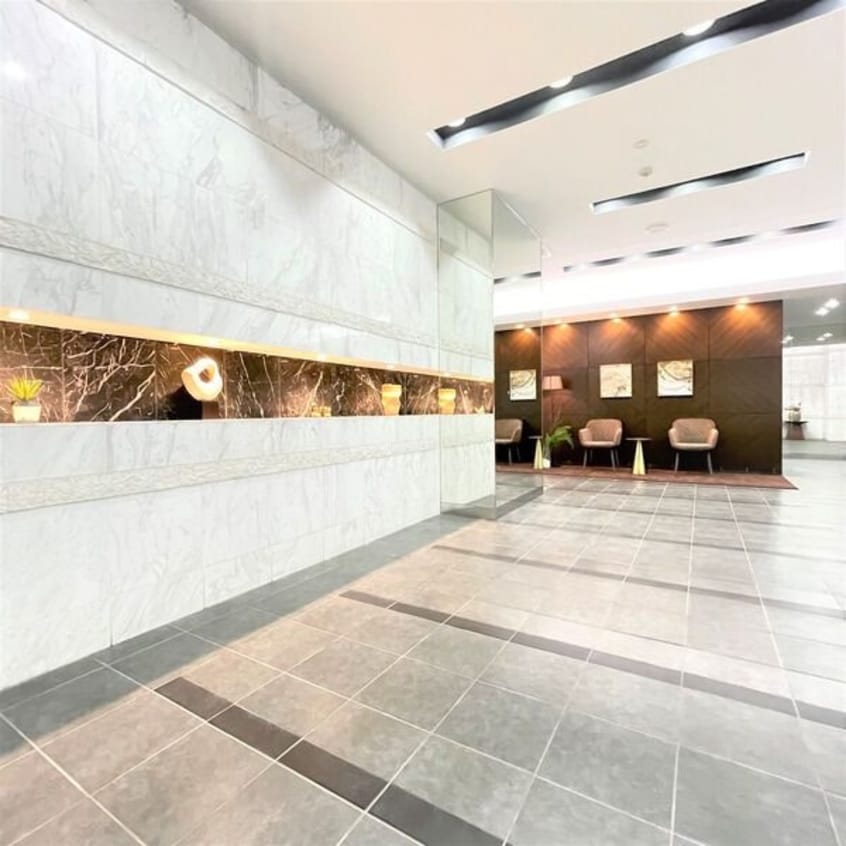  UURコート名古屋名駅