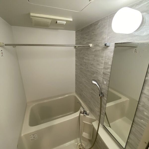  UURコート名古屋名駅