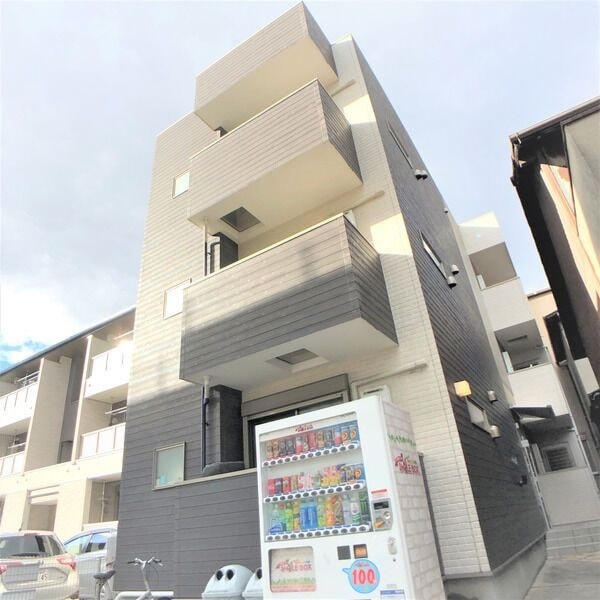  名古屋市営地下鉄名城線/ナゴヤドーム前矢田駅 徒歩2分 3階 築12年