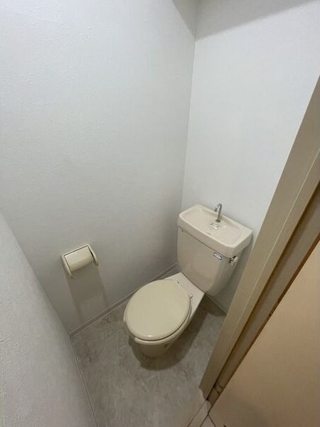  東海道本線/尾頭橋駅 徒歩6分 8階 築29年