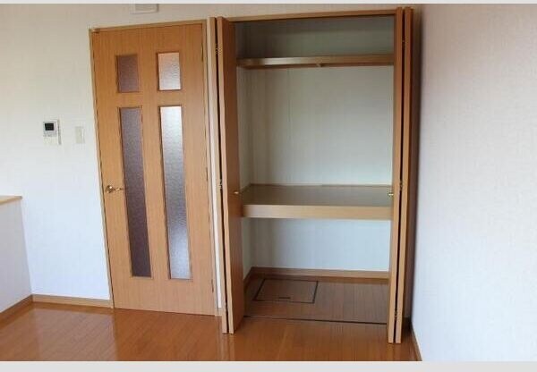  ラ・フォンテカーラ