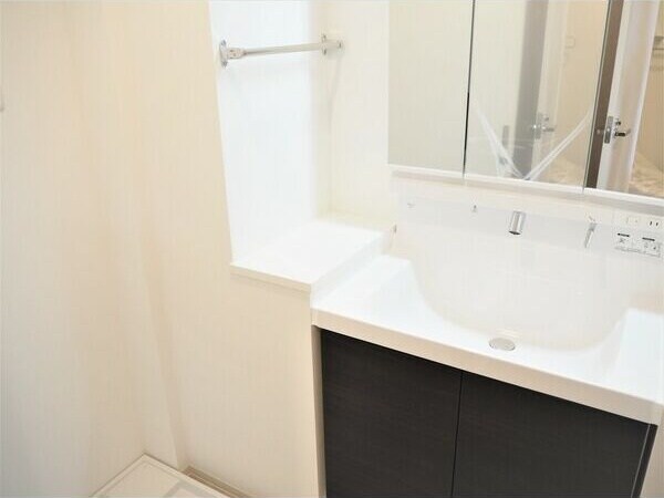  名古屋市営地下鉄東山線/八田駅 徒歩2分 12階 築4年