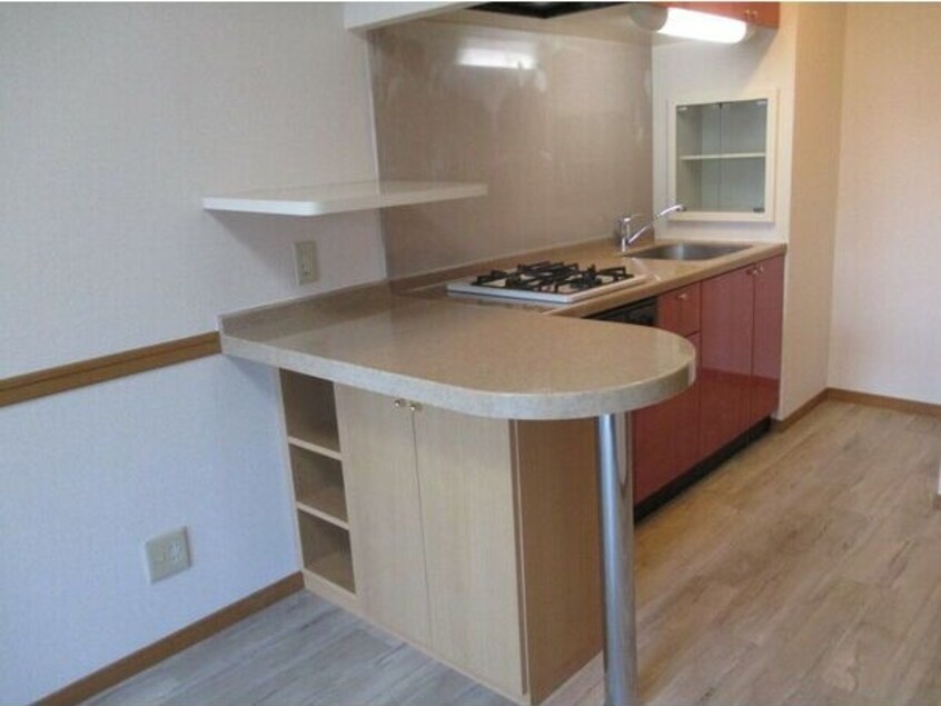 ※写真は同じマンションの違う部屋のものになります。 名古屋市営地下鉄名城線/矢場町駅 徒歩10分 2階 築25年