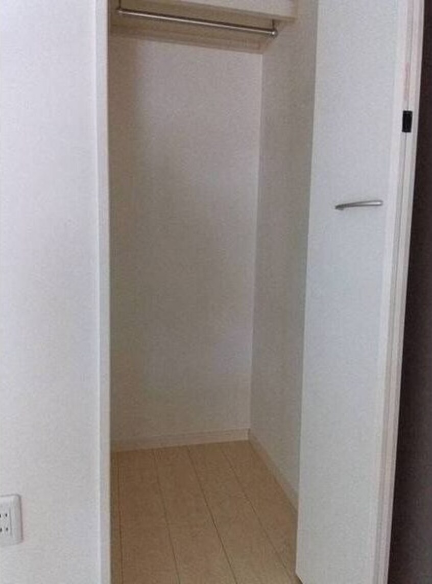  名古屋市営地下鉄名城線/熱田神宮伝馬町駅 徒歩9分 1階 築9年