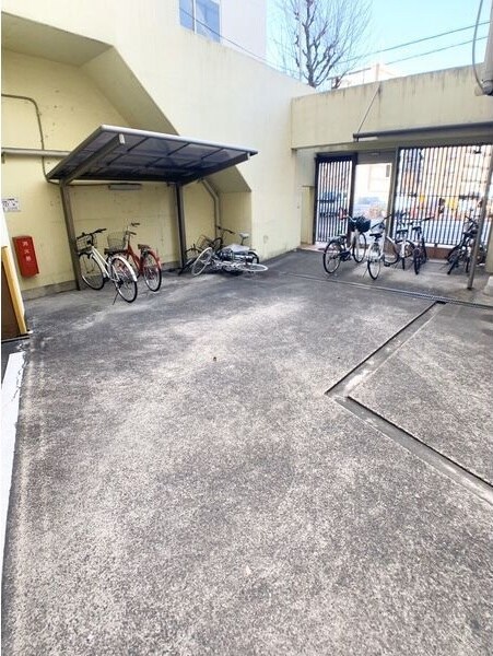 駐輪場 名古屋市営地下鉄鶴舞線/大須観音駅 徒歩7分 5階 築39年