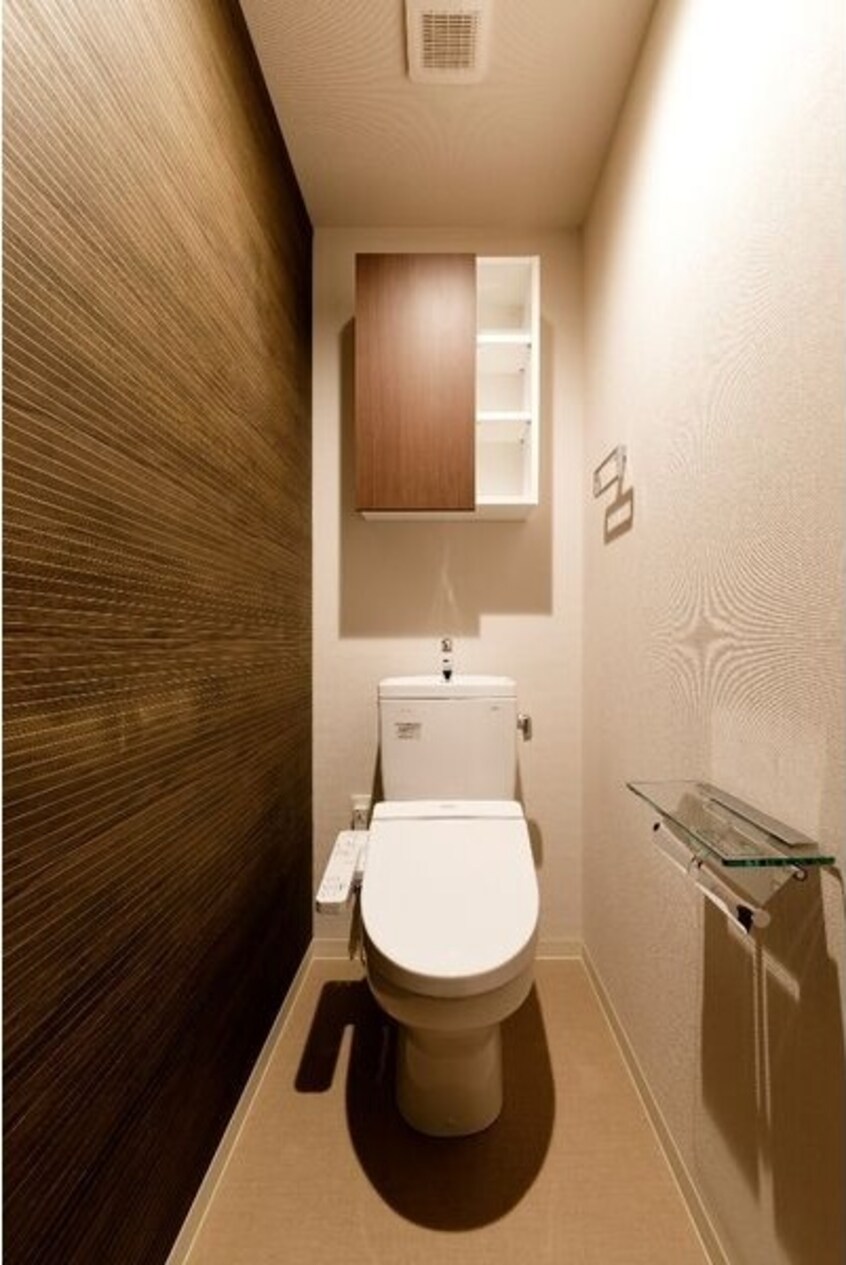 ※写真は同じマンションの違う部屋のものになります。 グランルクレ新栄イースト