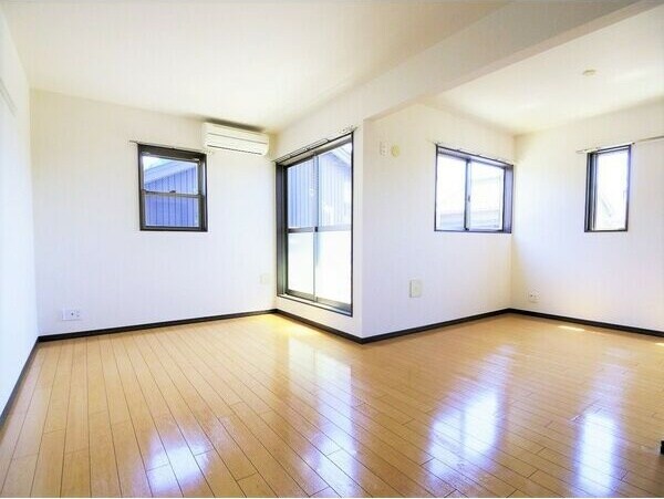  名古屋臨海高速鉄道<あおなみ線>/中島駅 徒歩32分 1階 築15年