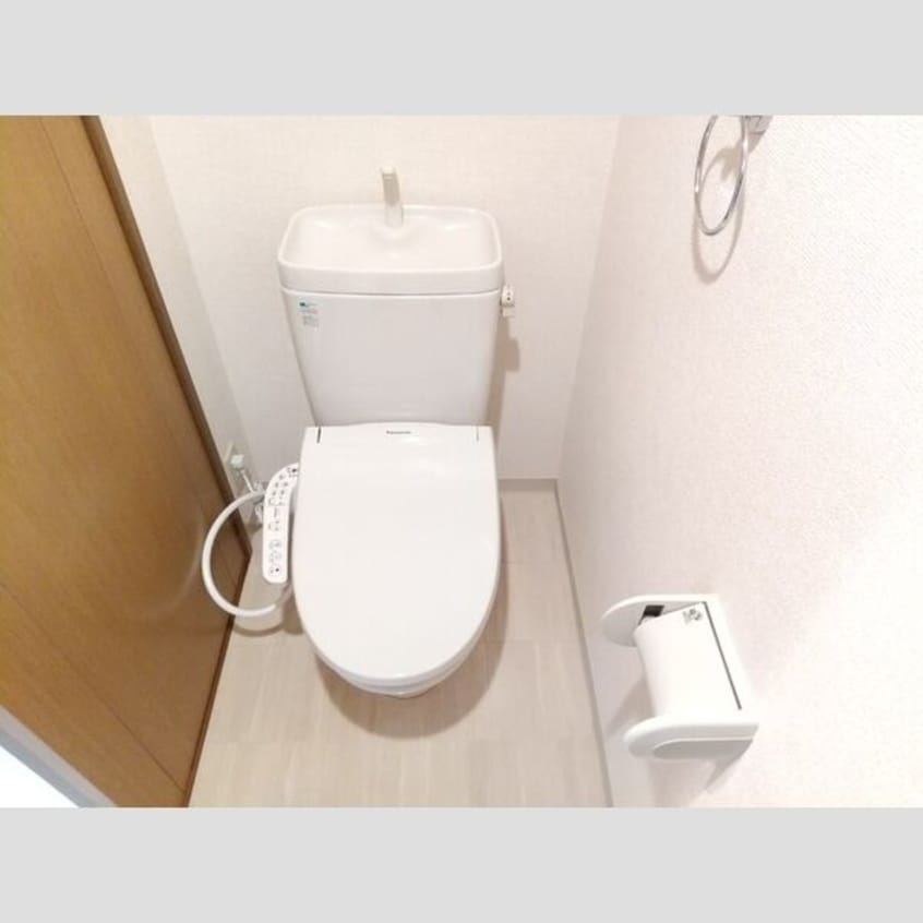  カーサコモダ新舞子　A