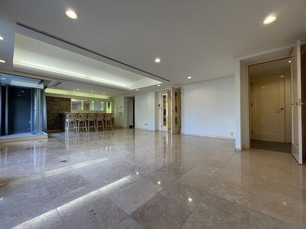  名古屋市営地下鉄鶴舞線/八事駅 徒歩7分 1階 築34年