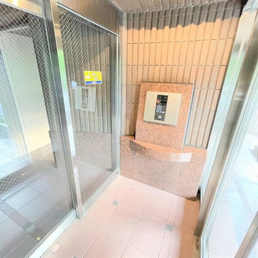  東海道本線/尾頭橋駅 徒歩6分 3階 築22年