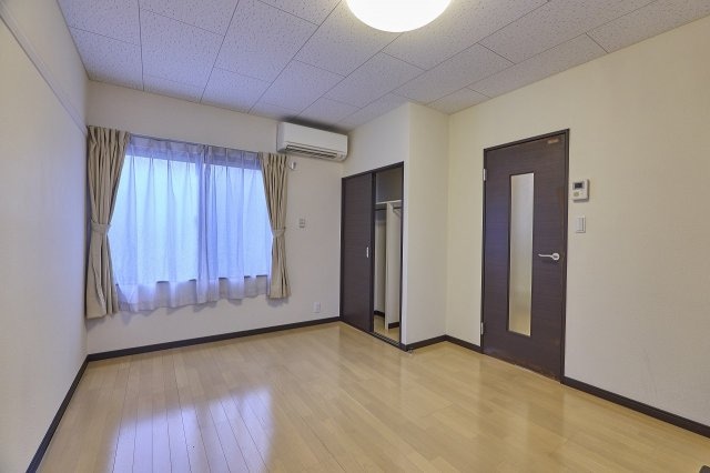  レオネクストケーズキューブ川名