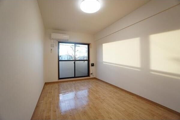  名古屋市営地下鉄東山線/高畑駅 徒歩22分 5階 築8年