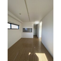 ※写真は同じマンションの違う部屋のものになります。