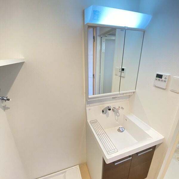  名古屋市営地下鉄鶴舞線/浅間町駅 徒歩2分 9階 築8年