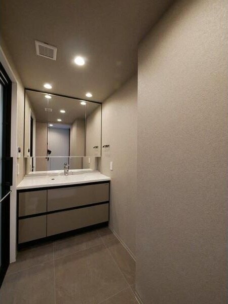  名鉄名古屋本線/栄生駅 徒歩2分 3階 1年未満