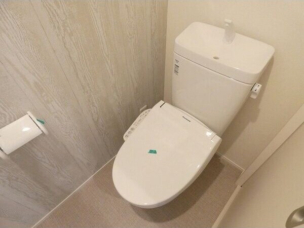  名古屋市営地下鉄東山線/中村公園駅 徒歩8分 3階 築3年