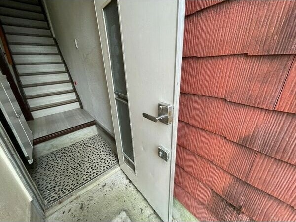  名古屋市営地下鉄東山線/本山駅 徒歩11分 1-2階 築53年