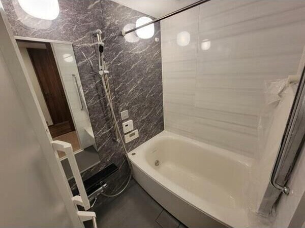  名古屋市営地下鉄桜通線/久屋大通駅 徒歩2分 11階 築5年