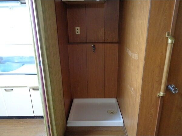  名古屋市営地下鉄東山線/新栄町駅 徒歩6分 2階 築46年