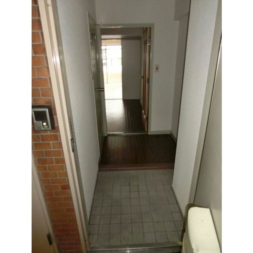  名古屋市営地下鉄東山線/栄駅 徒歩8分 2階 築41年