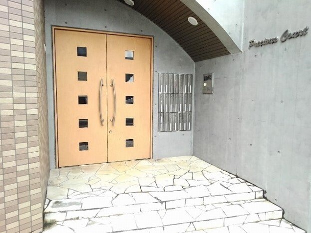  プレシャスコート