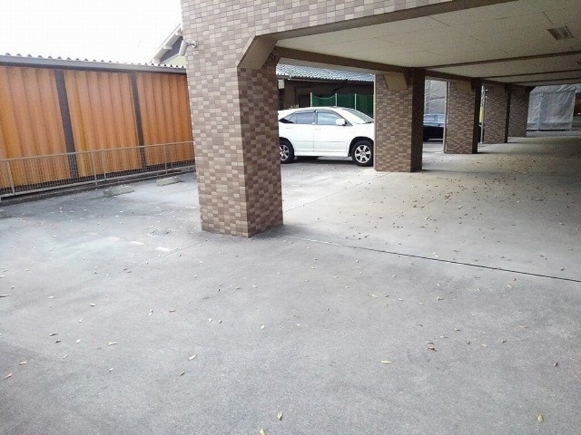  プレシャスコート