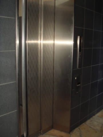  プレシャスコート